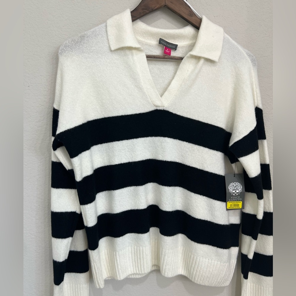 Vince Camuto Preppy Sweater NWT - Picture 2 of 6